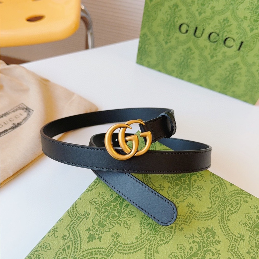 Size 85 cm New Gucci GG Marmont Thin Black Leather Belt with Gold Buckle
